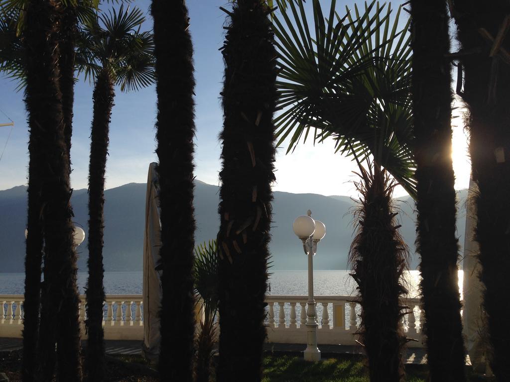 Holiday Hotel Yachtsport Resort Lago Maggiore Брисаго Екстериор снимка
